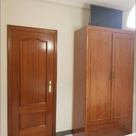 Private Room With Shared Bathroom Salamanca Exterior foto